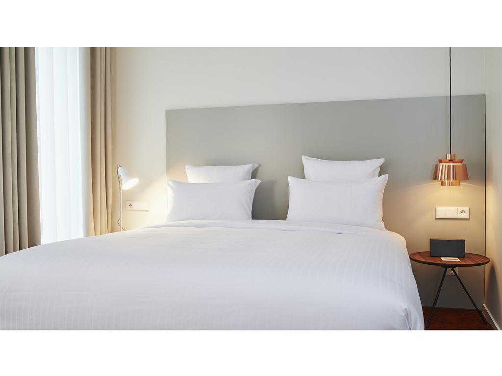 9Hotel Sablon Брюссель Экстерьер фото